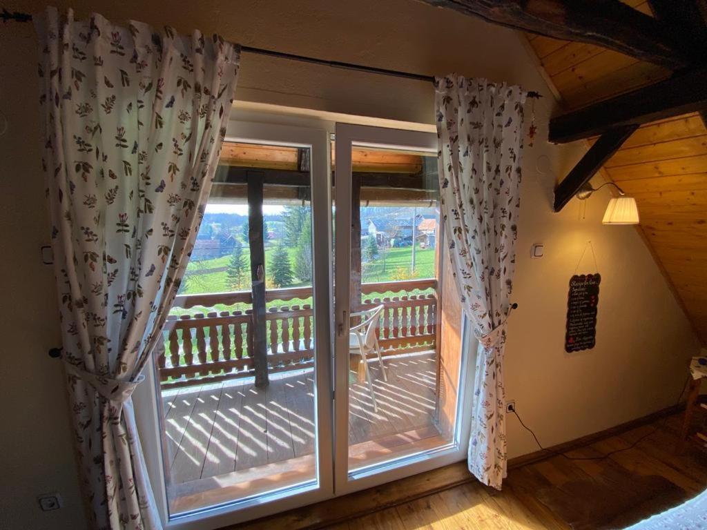Country House Novosel Дуга Реса Екстер'єр фото